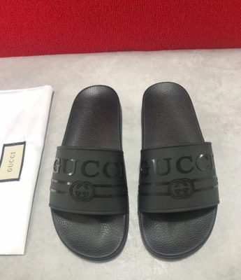 Dép Gucci nam siêu cấp quai ngang đen logo dập nổi DGC07
