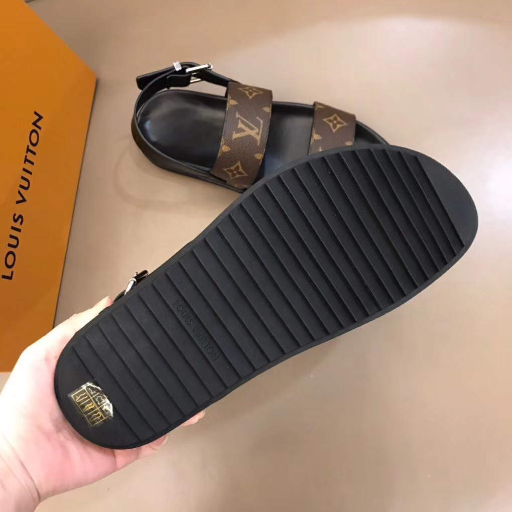 Dép Louis Vuitton nam siêu cấp sandal hoa nâu DLV23