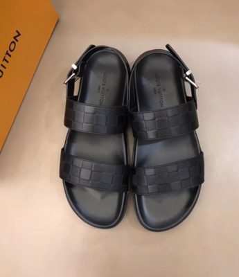 Dép Louis Vuitton nam siêu cấp sandal hoạ tiết nổi DLV18