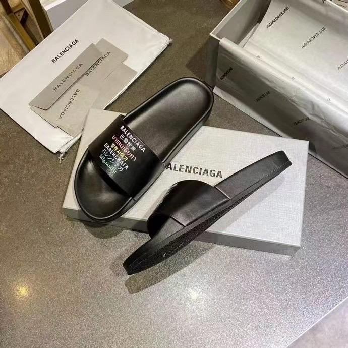 Dép Balenciaga nam siêu cấp họa tiết chữ màu đen DBL10