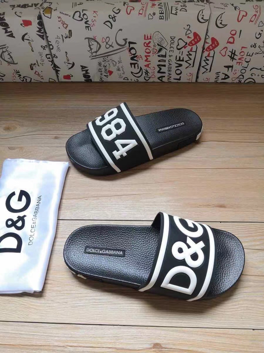 Dép Dolce nam siêu cấp quai ngang màu đen họa tiết logo trắng DDG10