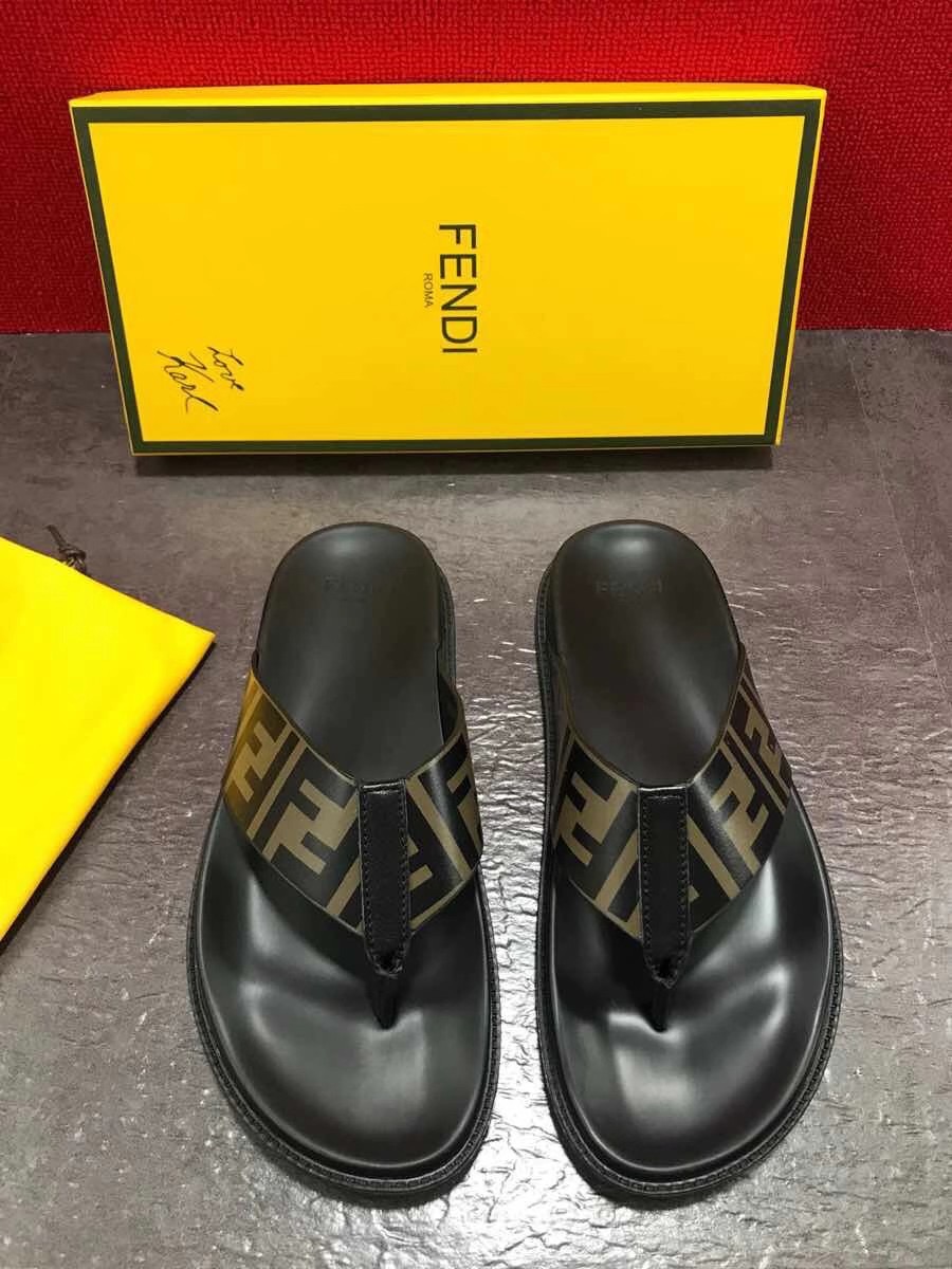 Dép Fendi nam siêu cấp kẹp ngón họa tiết logo màu vàng DFD15