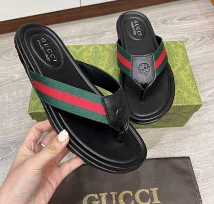 Điểm danh 11+ mẫu dép xỏ ngón nam Gucci được săn đón nhất tại K2Store